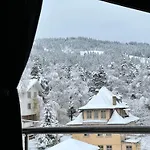 мансарда с фантастични гледки и две спални Апартаменты Чепеларе