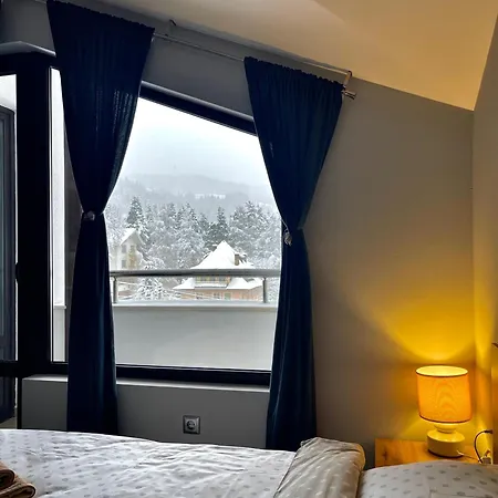 Apartman мансарда с фантастични гледки и две спални Csepelare