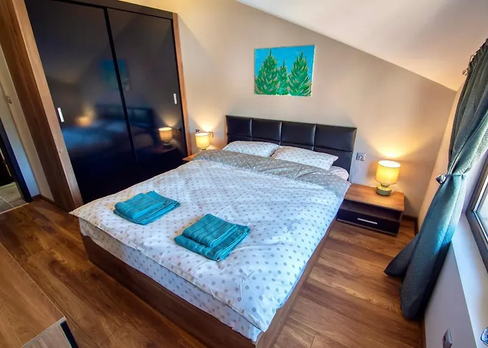 мансарда с фантастични гледки и две спални Apartmán