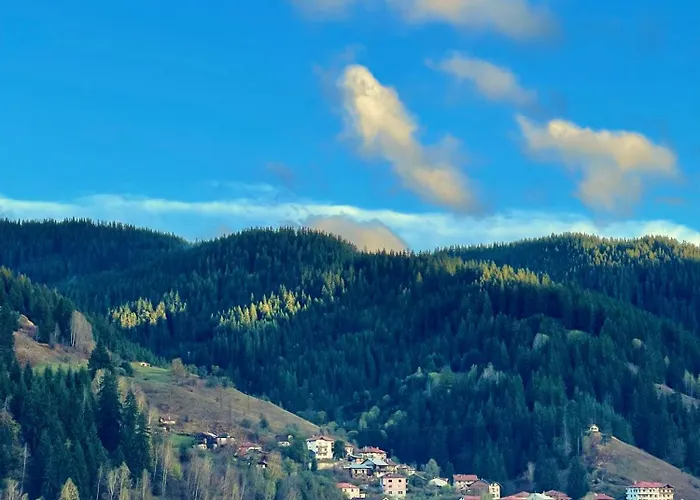 Apartmán мансарда с фантастични гледки и две спални Čepelare